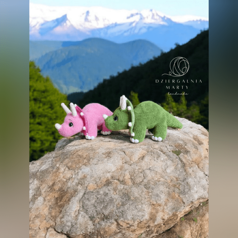 Wzór szydełkowy: Kolekcja dinozaurów: Triceratops [pdf] [pl]